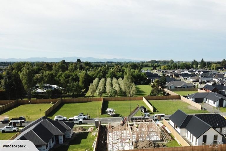 Photo of property in 17 Chatsworth Avenue, Rangiora, 7400