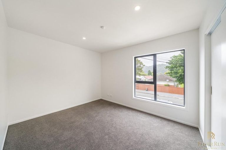 Photo of property in 1/104 Martin Street, Wallaceville, Upper Hutt, 5018