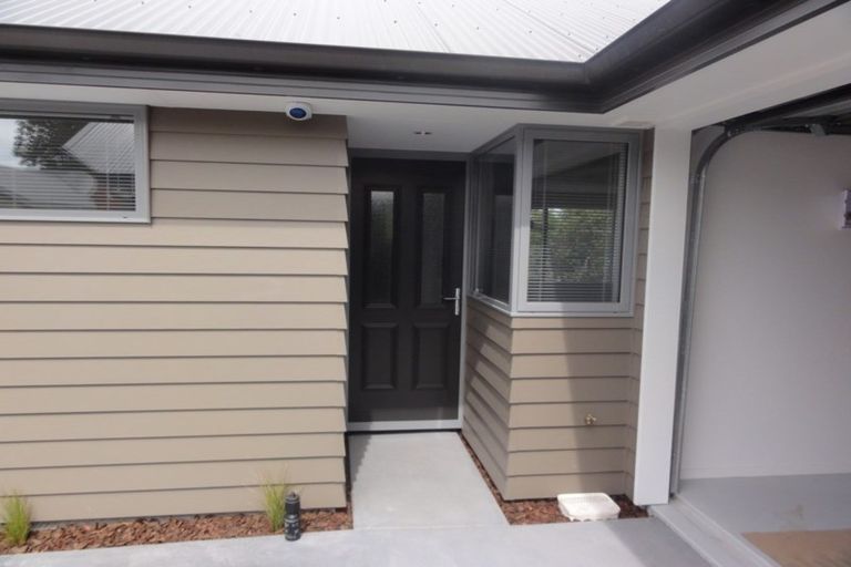 Photo of property in 1/190 Lincoln Road, Addington, Christchurch, 8024