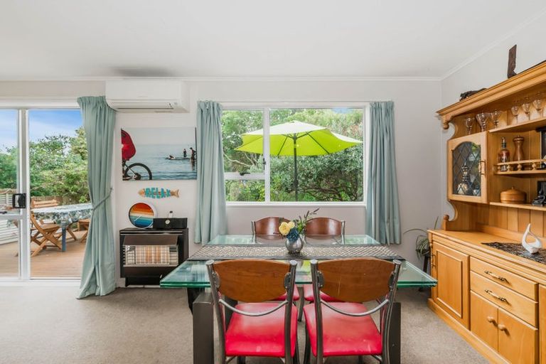 Photo of property in 42 Ruapehu Street, Paraparaumu, 5032