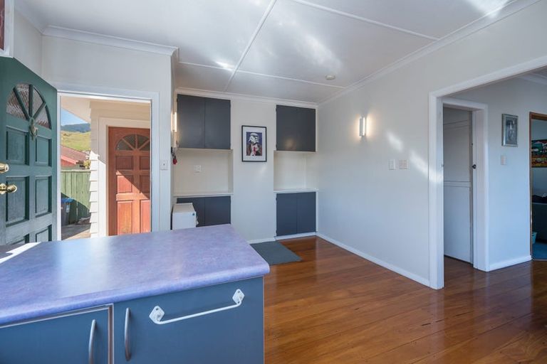 Photo of property in 8 Palm Avenue, Stoke, Nelson, 7011