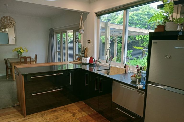 Photo of property in 174 Wellesley Road, Napier South, Napier, 4110