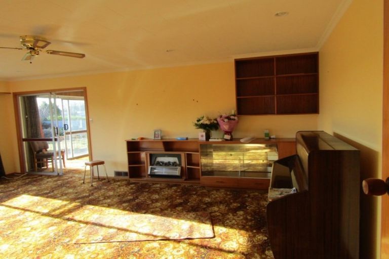 Photo of property in 12 George Street, Waimate, 7924