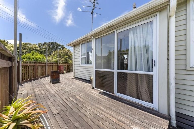 Photo of property in 30 Richmond Street, Waitara, 4320
