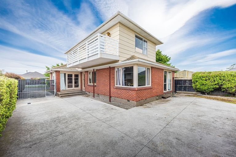 Photo of property in 3 Glenora Place, Hornby, Christchurch, 8042