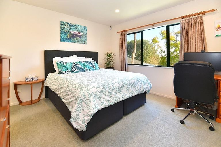 Photo of property in 15 Tates Court, Gulf Harbour, Whangaparaoa, 0930