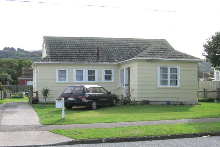 Photo of property in 33 Hunter Street, Taita, Lower Hutt, 5011
