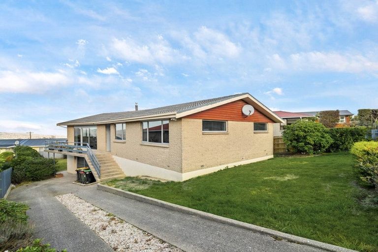 Photo of property in 8 Strode Street, Halfway Bush, Dunedin, 9010