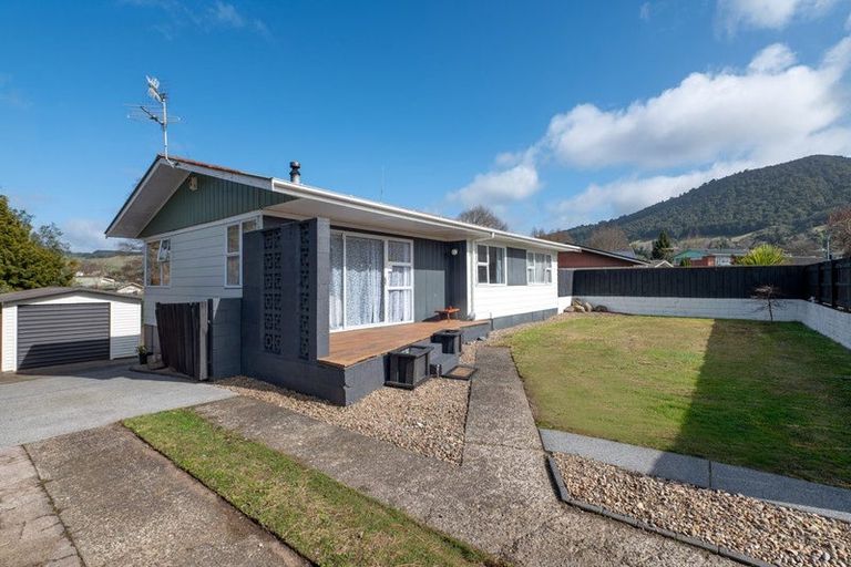 Photo of property in 24 Joanne Crescent, Pukehangi, Rotorua, 3015