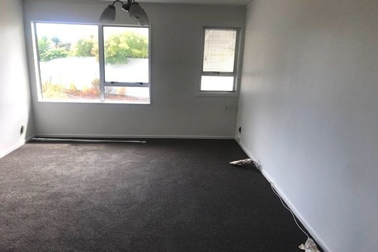 Photo of property in 10 Hadfield Place, Paraparaumu Beach, Paraparaumu, 5032