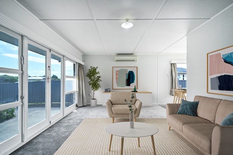 Photo of property in 52 Folkestone Drive, Flaxmere, Hastings, 4120