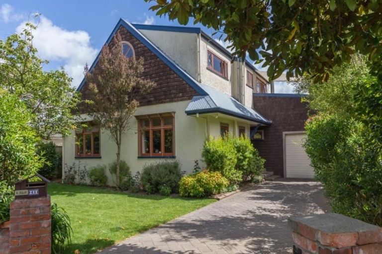 Photo of property in 68 Rangitane Street, Palmerston North, 4414