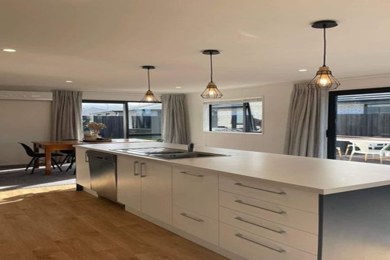 Photo of property in 8 Letitia Street, Burwood, Christchurch, 8083