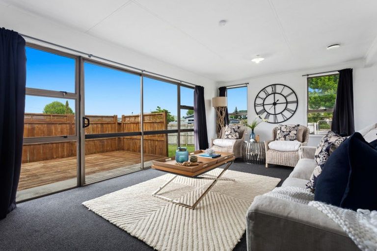 Photo of property in 15 Matipo Place, Edgecumbe, 3120