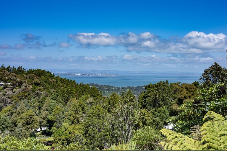 Photo of property in 191 Carter Road, Oratia, Auckland, 0604