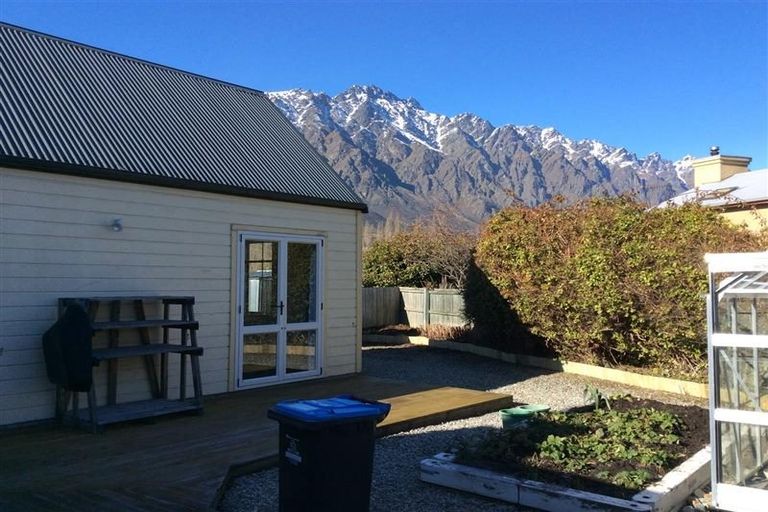 Photo of property in 4a Juniper Place, Frankton, Queenstown, 9300