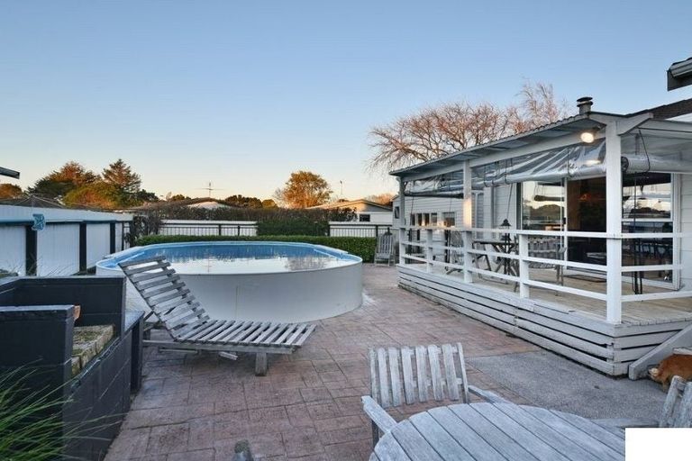 Photo of property in 6 Huber Street, Weymouth, Auckland, 2103