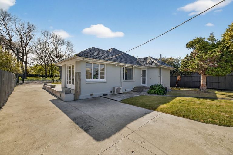 Photo of property in 370 Keyes Road, New Brighton, Christchurch, 8083