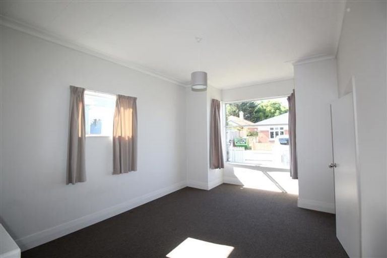 Photo of property in 48 Oxford Street, South Dunedin, Dunedin, 9012