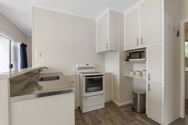 Photo of property in 42e Cutfield Street, Inglewood, 4330