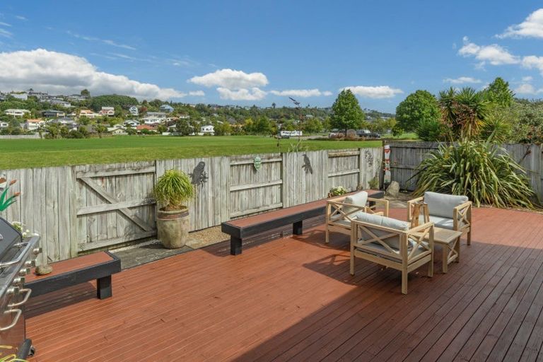 Photo of property in 404b Ngatai Road, Bellevue, Tauranga, 3110