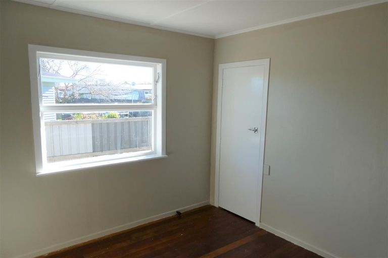 Photo of property in 400 Huia Place, Camberley, Hastings, 4120