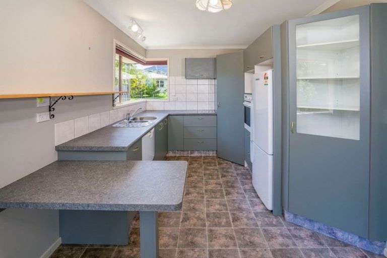 Photo of property in 3 Chisnall Street, Stoke, Nelson, 7011