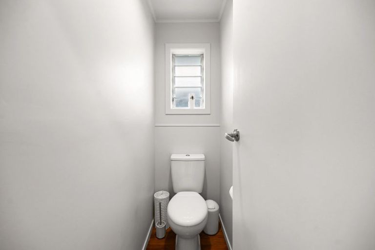 Photo of property in 30 Rhonda Avenue, Deanwell, Hamilton, 3206