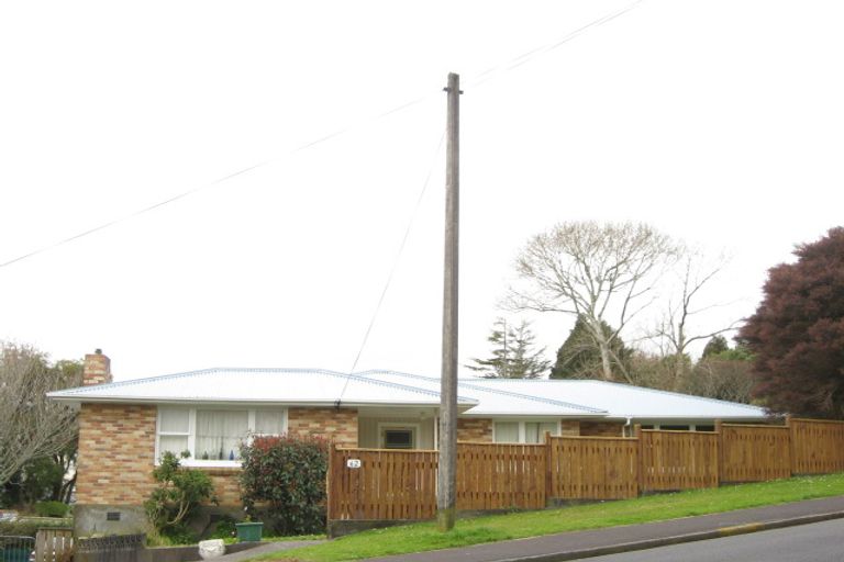 Photo of property in 62 Huatoki Street, Vogeltown, New Plymouth, 4310