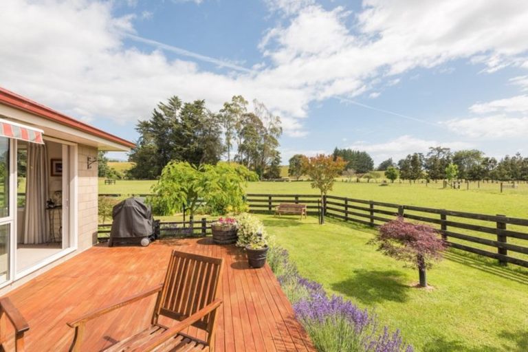 Photo of property in 50 Rosedale Road, Upper Moutere, 7175