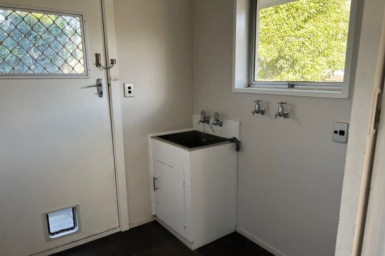 Photo of property in 1/51 Centaurus Road, Cashmere, Christchurch, 8022