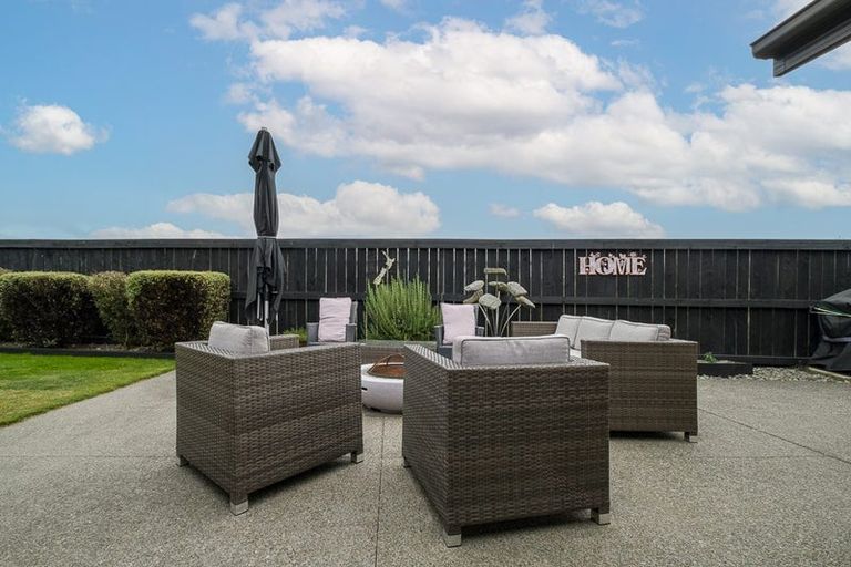 Photo of property in 23 Wakeman Way, Kaiapoi, 7630