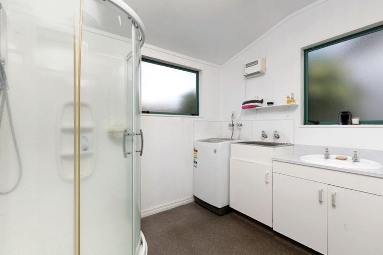 Photo of property in 96a Darraghs Road, Brookfield, Tauranga, 3110