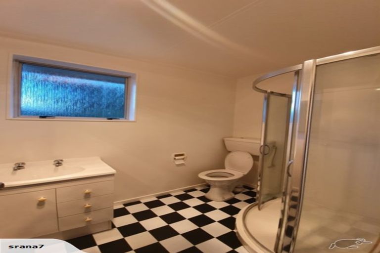 Photo of property in 78a Pinehaven Road, Pinehaven, Upper Hutt, 5019