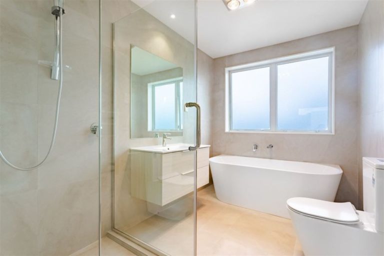 Photo of property in 7 Nephrite Lane, Henderson, Auckland, 0610