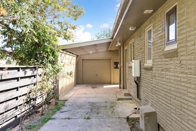 Photo of property in 26 Braid Road, St Andrews, Hamilton, 3200