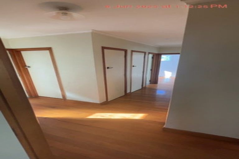 Photo of property in 1/128 Triangle Road, Massey, Auckland, 0614