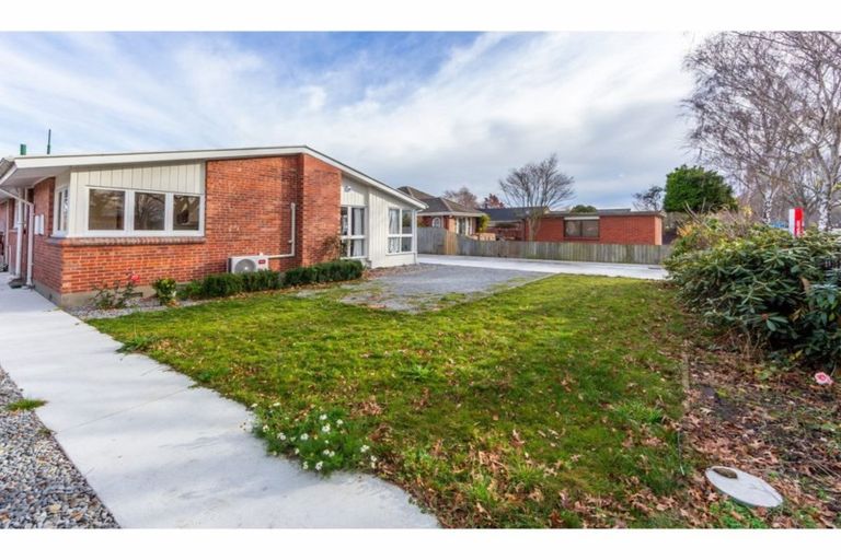 Photo of property in 201 Memorial Avenue, Burnside, Christchurch, 8053