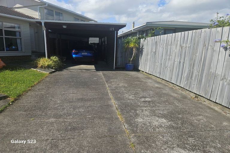 Photo of property in 119 Edgewater Drive, Pakuranga, Auckland, 2010