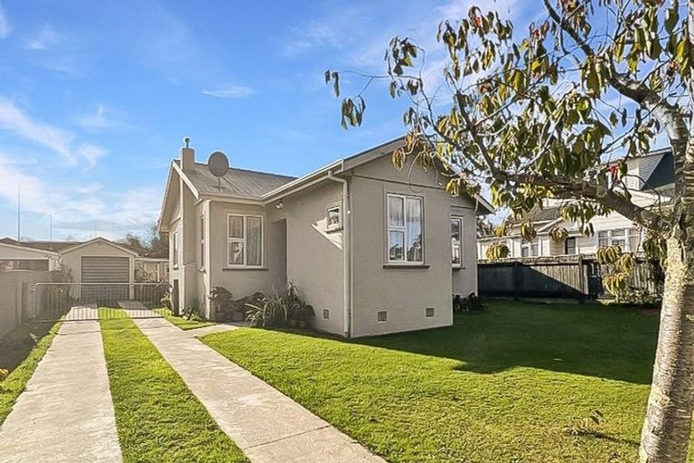 Photo of property in 5 Terrace Street, Roslyn, Palmerston North, 4414