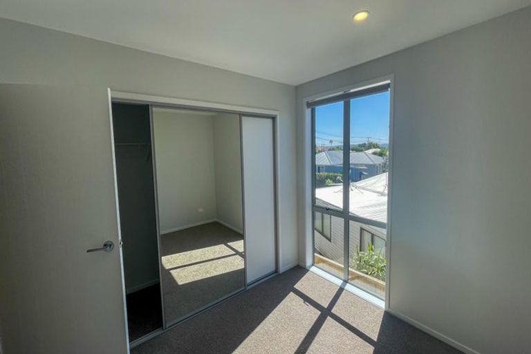 Photo of property in 4/51 Wharf Road, Te Atatu Peninsula, Auckland, 0610