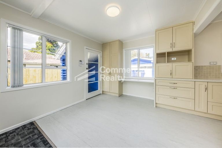Photo of property in 39 Walters Road, Takanini, 2112