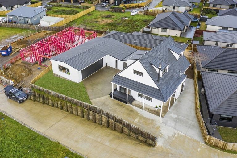 Photo of property in 8 Lily Way, Pyes Pa, Tauranga, 3112