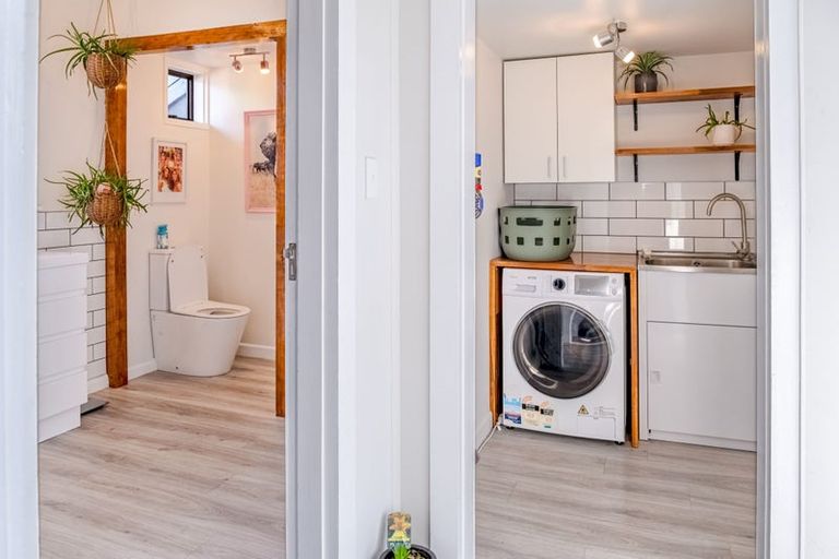 Photo of property in 1/135 Wilsons Road, Saint Martins, Christchurch, 8022