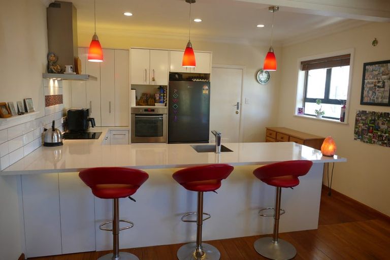 Photo of property in 711 Maitland Crescent, Mayfair, Hastings, 4122