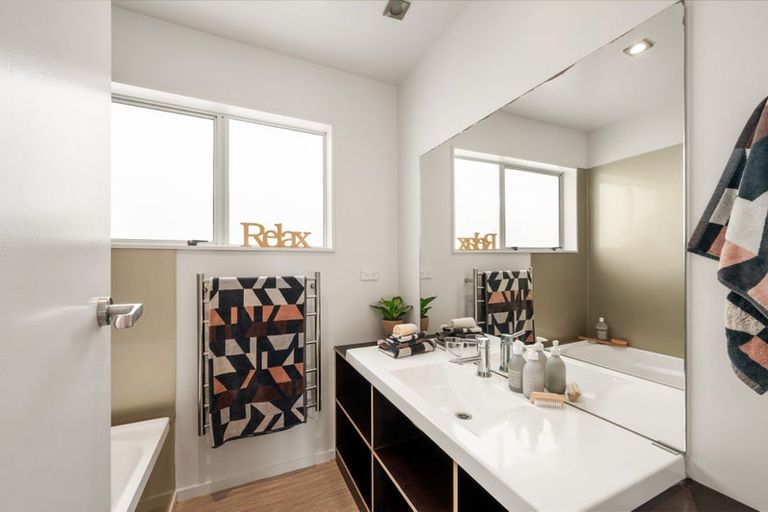 Photo of property in 2 Balmoral Terrace, Newtown, Wellington, 6021