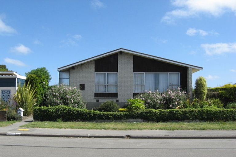 Photo of property in 2/9 Wyatt Place, Russley, Christchurch, 8042