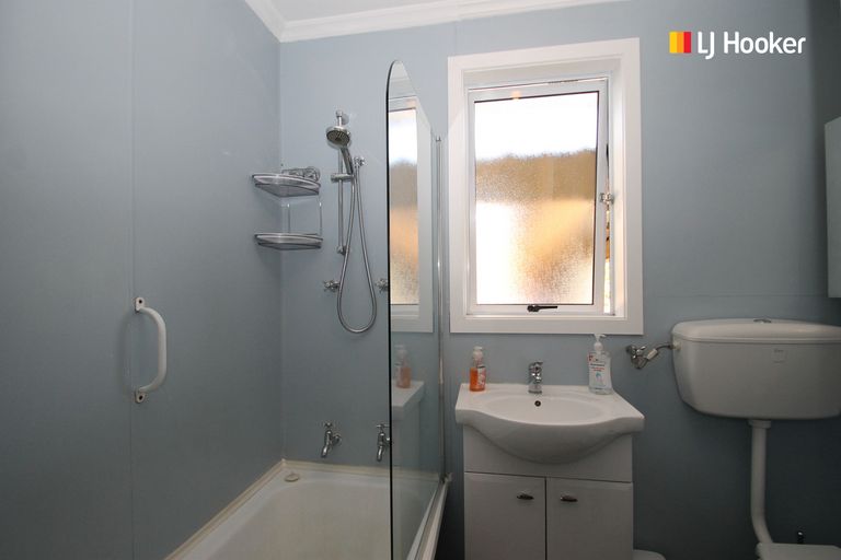 Photo of property in 11 Westland Street, Green Island, Dunedin, 9018