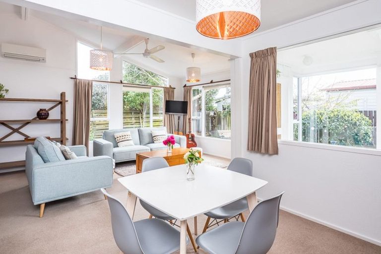 Photo of property in 10b Cypress Grove, Paraparaumu, 5032