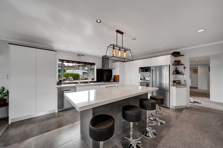 Photo of property in 42 Redwood Crescent, Hurdon, New Plymouth, 4310